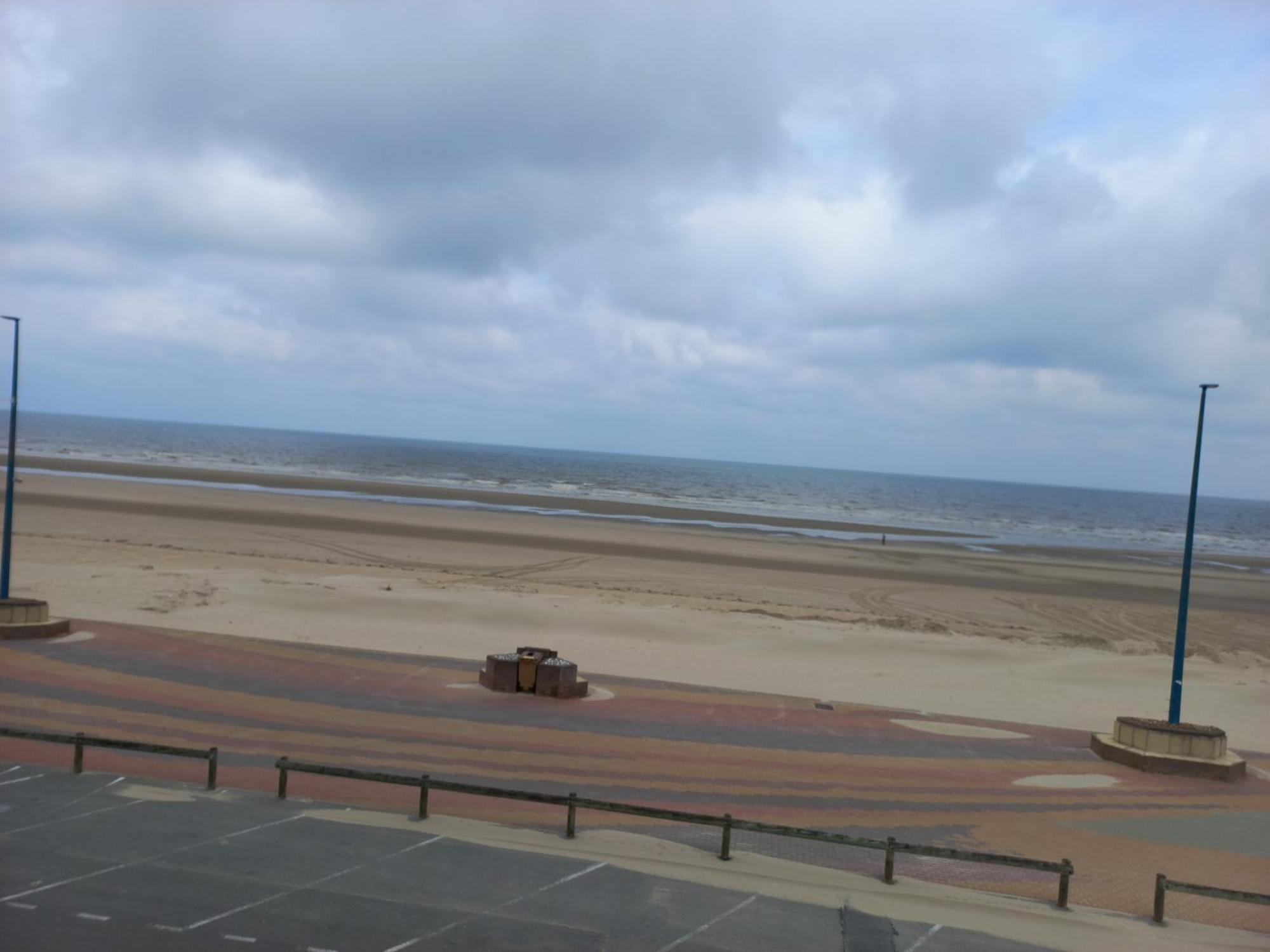 Appartement Bray-Dunes, 2 Pieces, 4 Personnes - Fr-1-661-4 エクステリア 写真